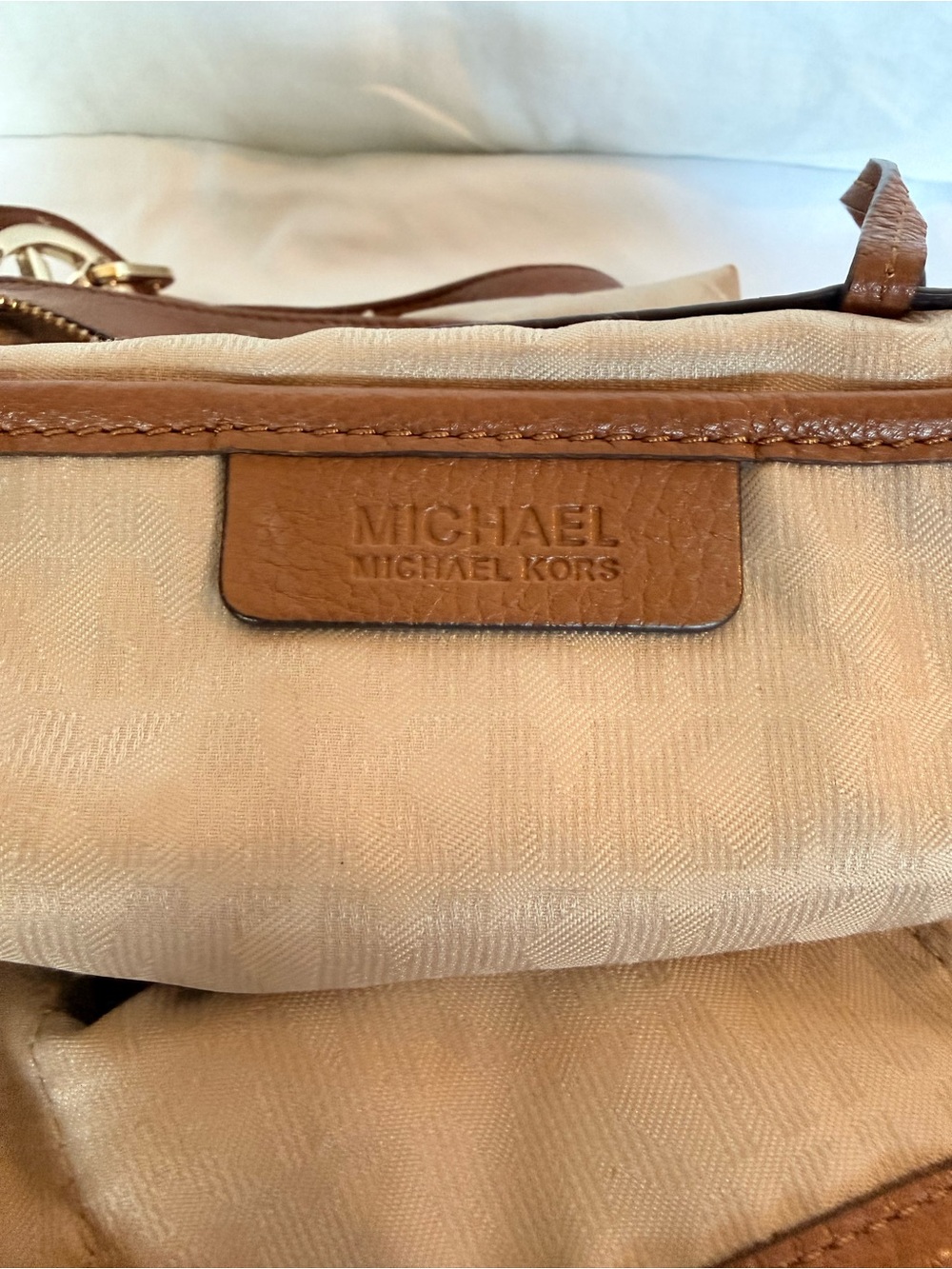 Michael Kors Chestnut Pebbled Leather hobo Shoulder Bag with Gold Hardware - Picture 7 of 14